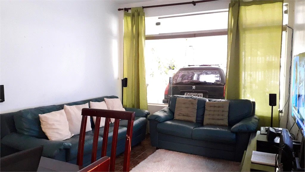 Sobrado à venda com 2 quartos, sendo 1 suíte,  em Jardim São Jorge (raposo Tavares), São Paulo, SP