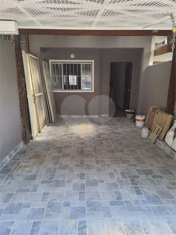 Sobrado à venda com 2 quartos em Vila Romero, São Paulo, SP