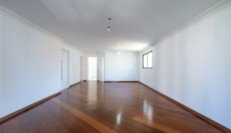 Apartamento à venda com 4 quartos, sendo 3 suítes, em Campo Belo, São Paulo, SP