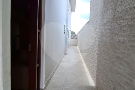 Sobrado à venda com 3 quartos, sendo 1 suíte, em Vila Constança, São Paulo, SP