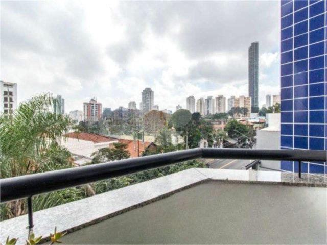 Apartamento à venda com 3 quartos, sendo 1 suíte,  em Tatuapé, São Paulo, SP