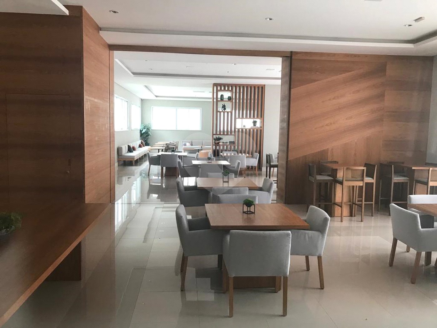 Apartamento à venda com 4 quartos, sendo 3 suítes, em Vila Andrade, São Paulo, SP