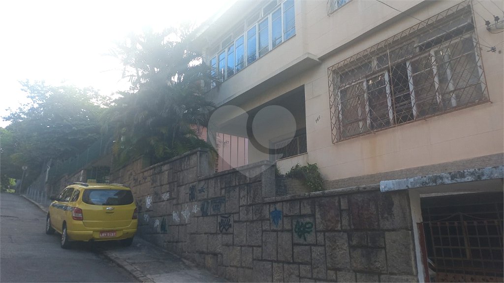Casa à venda com 5 quartos, sendo 1 suíte, em Tijuca, Rio de Janeiro, RJ