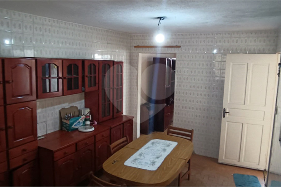 Casa Térrea à venda com 3 quartos em Sapopemba, São Paulo, SP