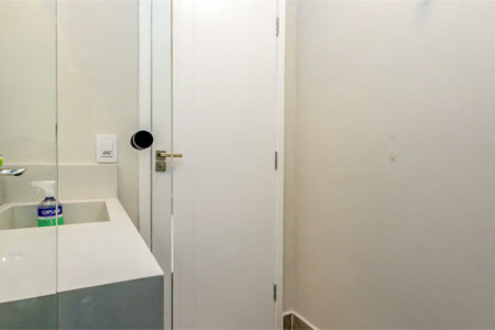 Sobrado à venda com 3 quartos, sendo 1 suíte,  em Cidade Monções, São Paulo, SP