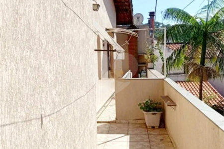 Sobrado à venda com 3 quartos, sendo 1 suíte, em Jardim Pinheiros, São Paulo, SP