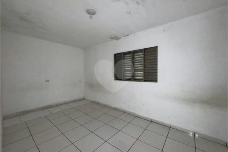Sobrado à venda com 2 quartos em Vila Antonieta, São Paulo, SP