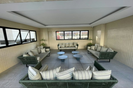 Apartamento 2 dormitórios (1 suíte), porteira fechada, 1 vaga demarcada, no José Menino, Santos