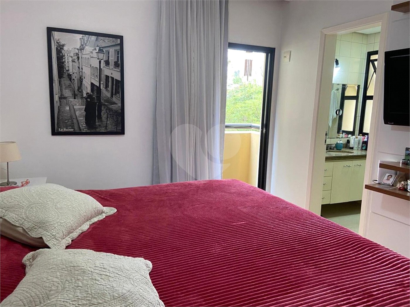 Apartamento à venda com 3 quartos, sendo 1 suíte, em Vila Suzana, São Paulo, SP