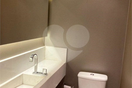 Apartamento para alugar com 3 suítes em Granja Julieta, São Paulo, SP