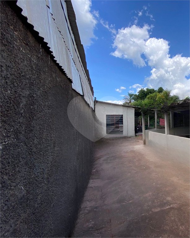 Casa à venda com 3 quartos em Vila Aquidabam, Ponta Porã, MS