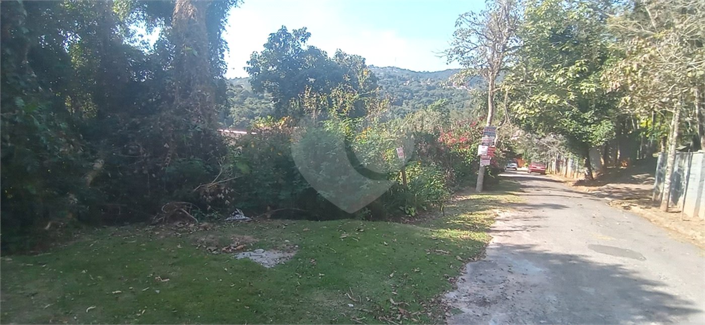 Terreno à venda no condomínio Alpes da Cantareira, Mairiporã - SP