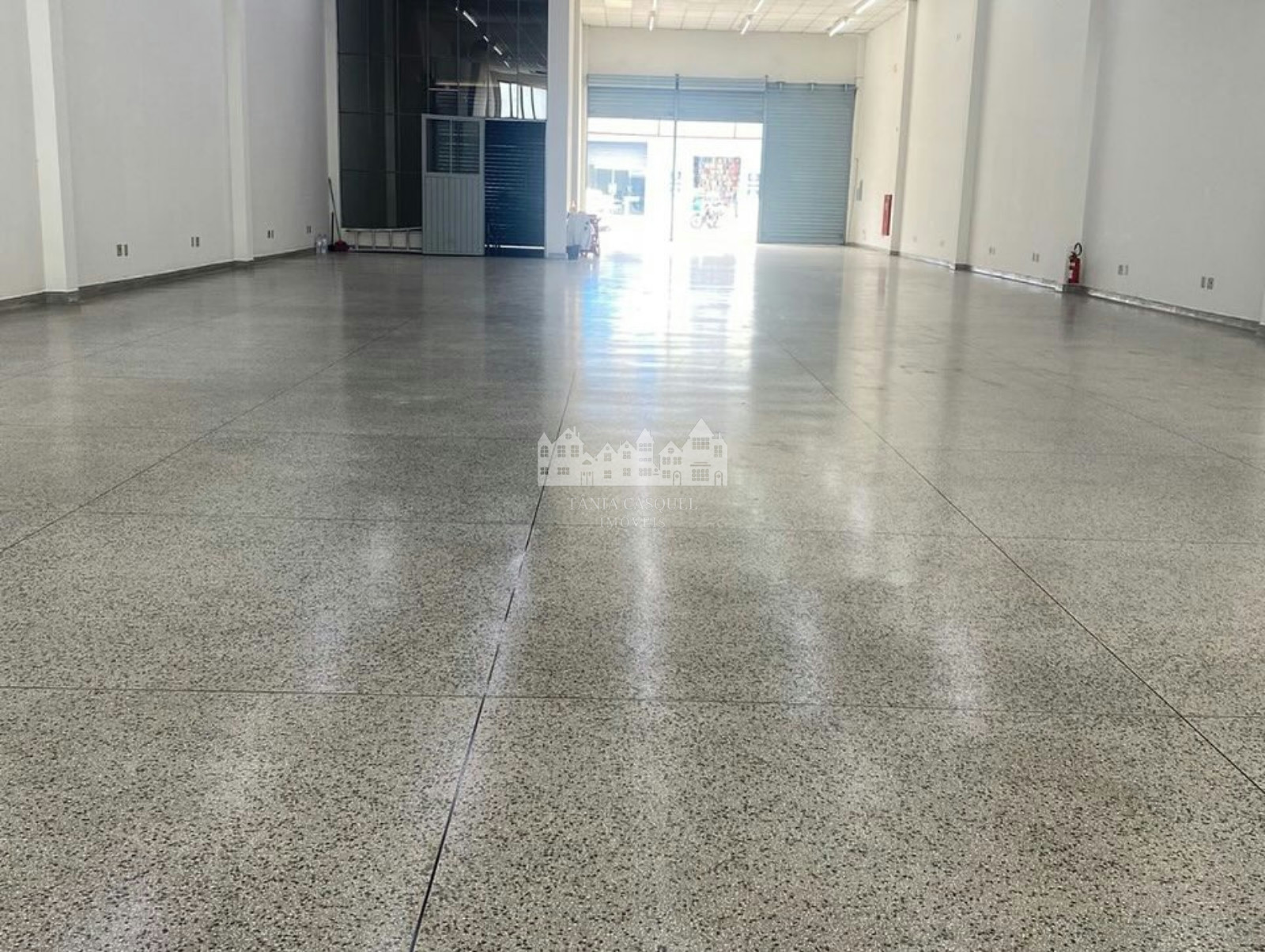 Loja-Salão, 1074 m² - Foto 2