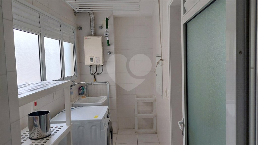 Apartamento à venda ou para alugar com 2 suítes em Brooklin, São Paulo, SP