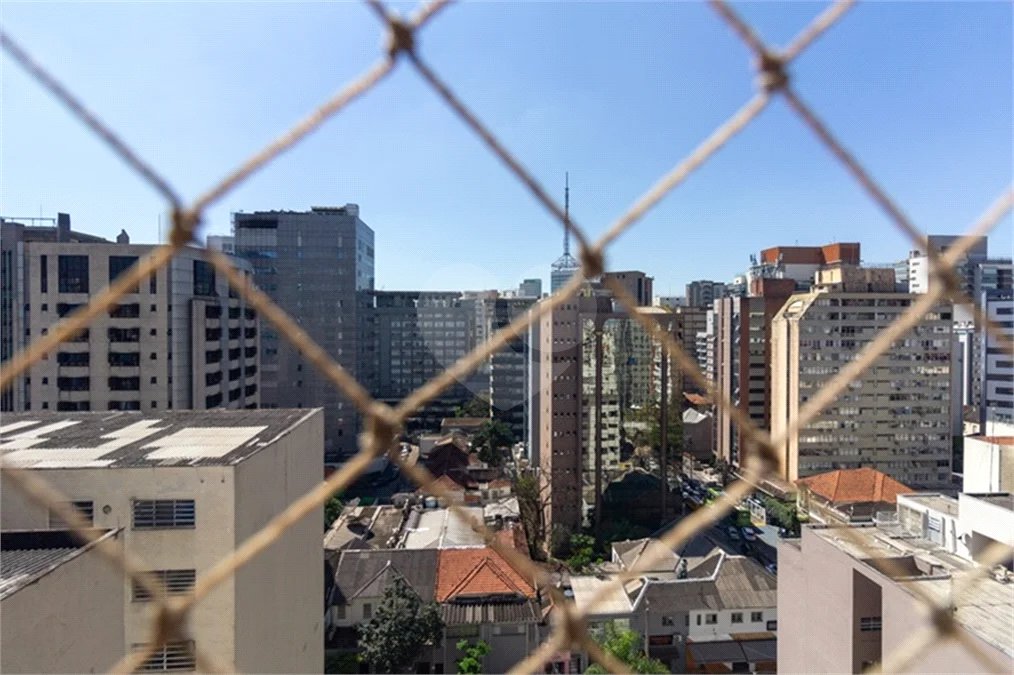 APARTAMENTO À VENDA NO PARAÍSO, 115m2, AMPLO, 2 QUARTOS