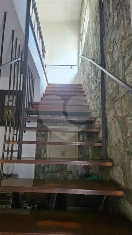Sobrado à venda ou para alugar com 5 quartos, sendo 3 suítes, em Pacaembu, São Paulo, SP
