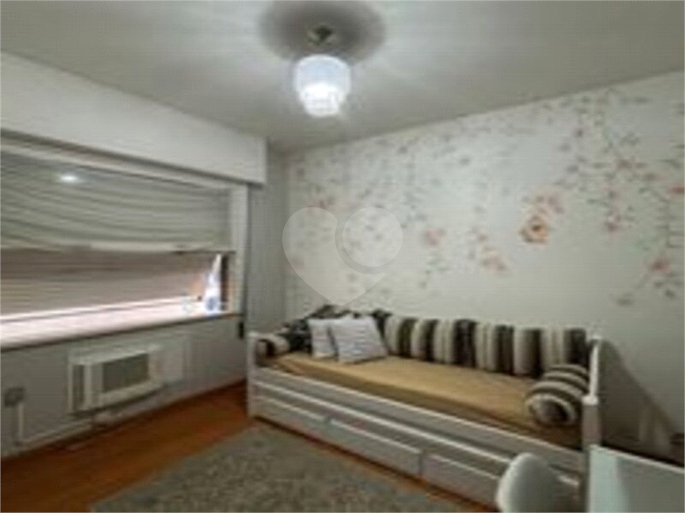 Apartamento à venda com 3 quartos, sendo 1 suíte, em Lagoa, Rio de Janeiro, RJ