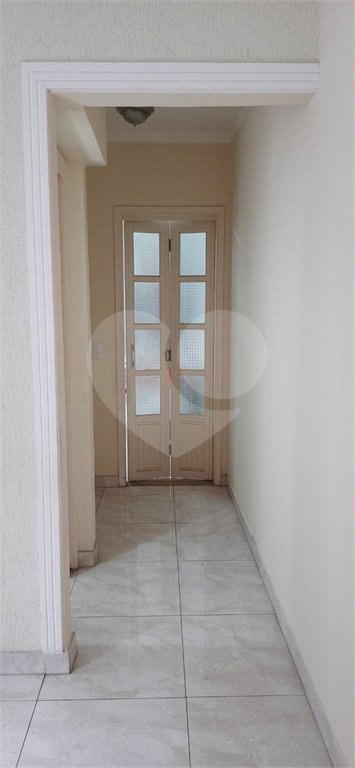 Sobrado à venda com 4 quartos, sendo 1 suíte, em Vila Lúcia, São Paulo, SP