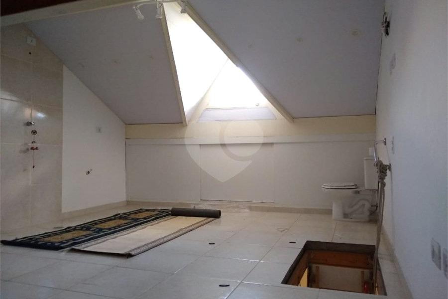Casa à venda com 2 suítes no condomínio Residencial Pedro, São Paulo - SP