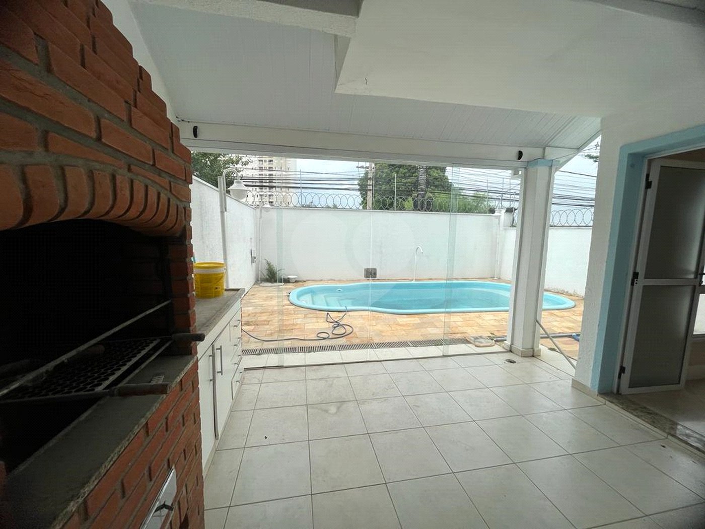 Casa à venda com 3 quartos, sendo 1 suíte, no condomínio Villagio DI Lucca, Sorocaba - SP
