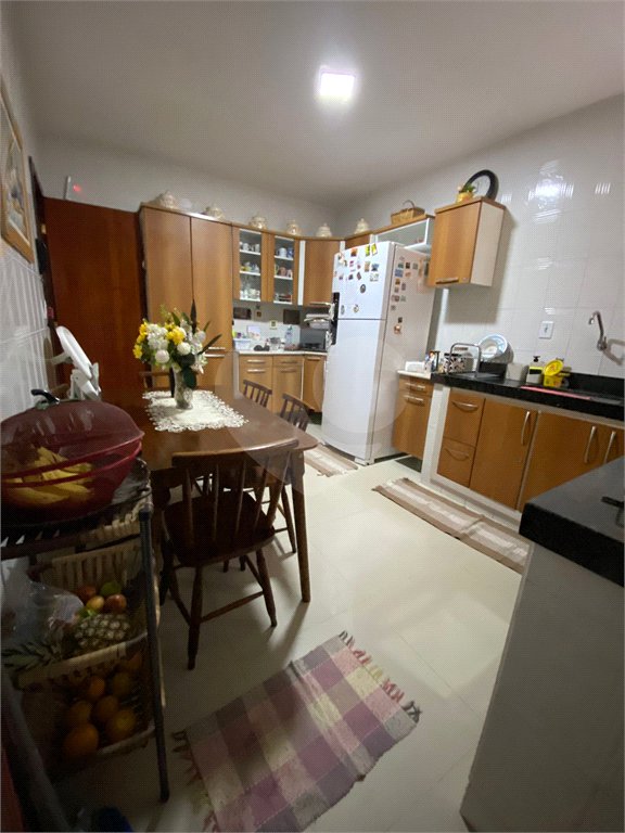 Casa em condomínio à venda com 4 quartos, sendo 1 suíte, em Baleia, São Pedro da Aldeia, RJ