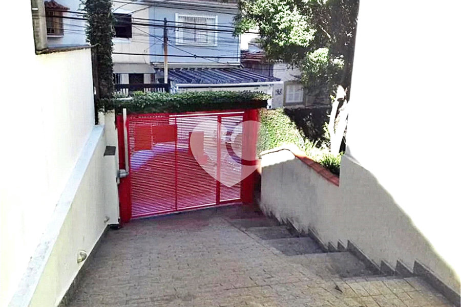 Sobrado à venda com 3 suítes em Santana, São Paulo, SP