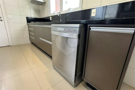 Apartamento à venda ou para alugar com 3 suítes em Água Branca, São Paulo, SP