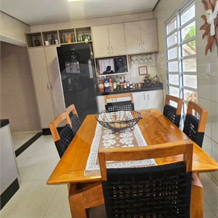 Casa à venda com 3 quartos, sendo 1 suíte,  no condomínio Comdomínio Real Park Tietê, Mogi das Cruzes - SP