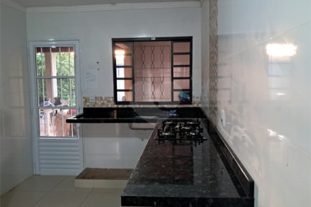 Casa à venda com 3 quartos em Jardim São Rafael II, Araraquara, SP