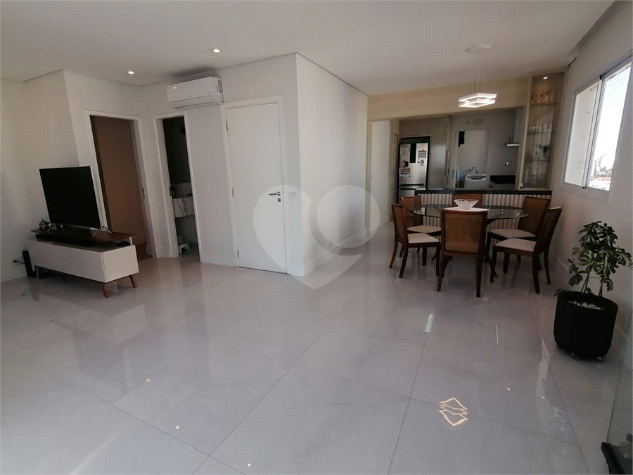 Apartamento à venda com 3 suítes em Vila Ipojuca, São Paulo, SP