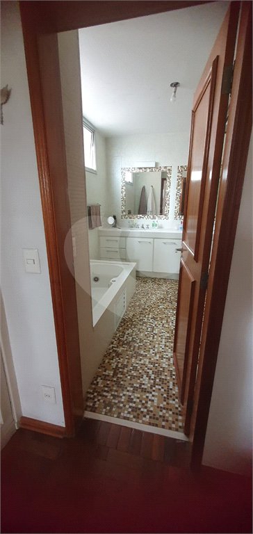 Apartamento à venda com 3 quartos, sendo 2 suítes, em Itaim Bibi, São Paulo, SP