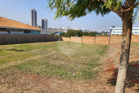 Terreno à venda em Altos do Jaraguá, Araraquara, SP