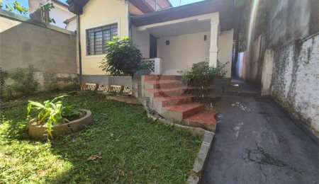 Casa à venda com 5 quartos, sendo 1 suíte, em Santana, São Paulo, SP