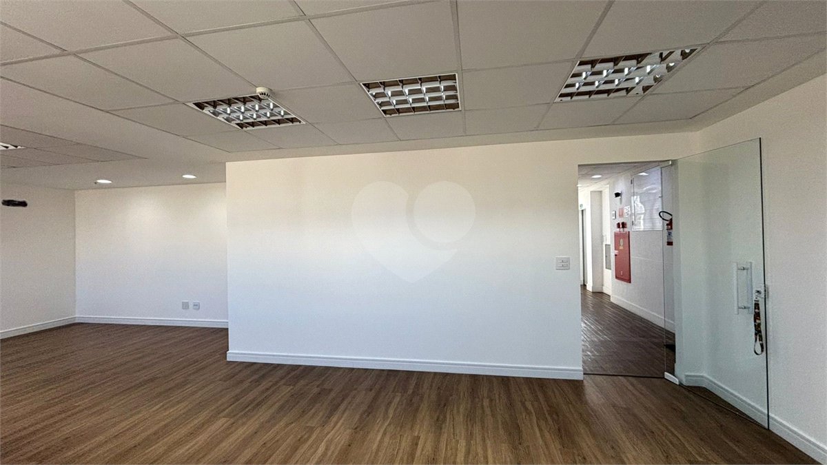 Sala para alugar em Vila Bastos, Santo André, SP
