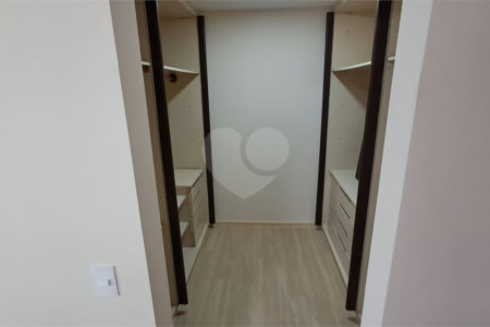 Apartamento para alugar com 4 quartos, sendo 3 suítes, em Santo Amaro, São Paulo, SP