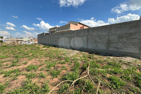 Terreno à venda em Residencial Vila Martins, Salto, SP