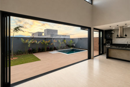 Casa à venda com 4 suítes no condomínio Terras Alpha Nova Esplanada, Votorantim - SP