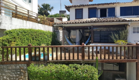 Casa em condomínio à venda com 3 quartos, sendo 2 suítes,  em Alto de Búzios, Armação dos Búzios, RJ