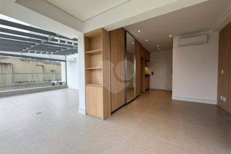 Studio à venda com 1 suíte em Vila Cordeiro, São Paulo, SP