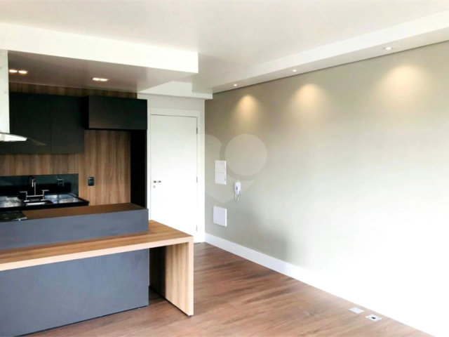 Apartamento à venda com 1 suíte em Chácara Santo Antônio, São Paulo, SP