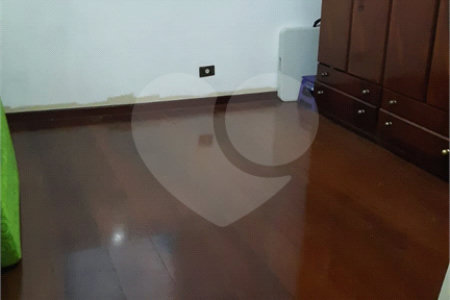 Sobrado à venda com 3 quartos, sendo 1 suíte, em Americanópolis, São Paulo, SP