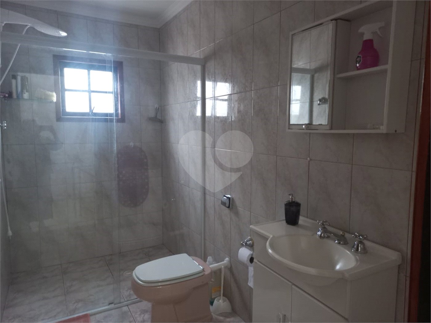 Casa à venda com 3 quartos, sendo 1 suíte, em Vila Rosalia, Guarulhos, SP