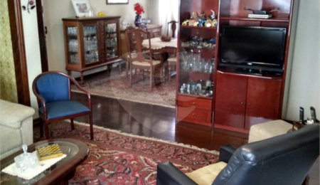 Casa à venda com 4 quartos, sendo 1 suíte,  em Alto da Lapa, São Paulo, SP