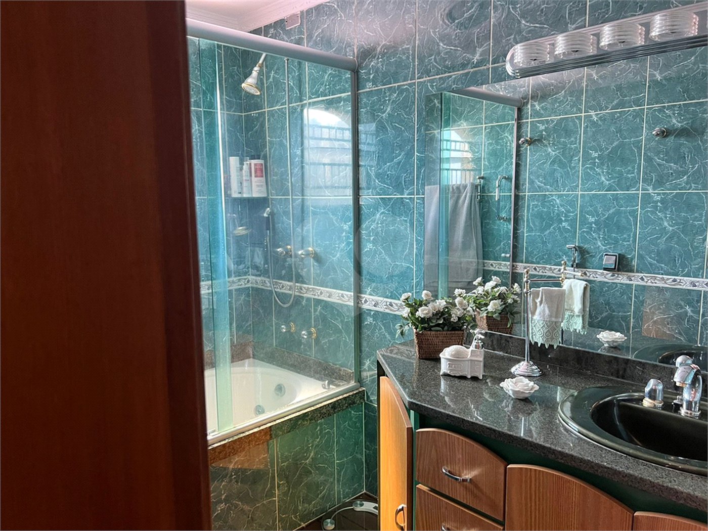 Apartamento à venda com 3 suítes em Bela Aliança, São Paulo, SP