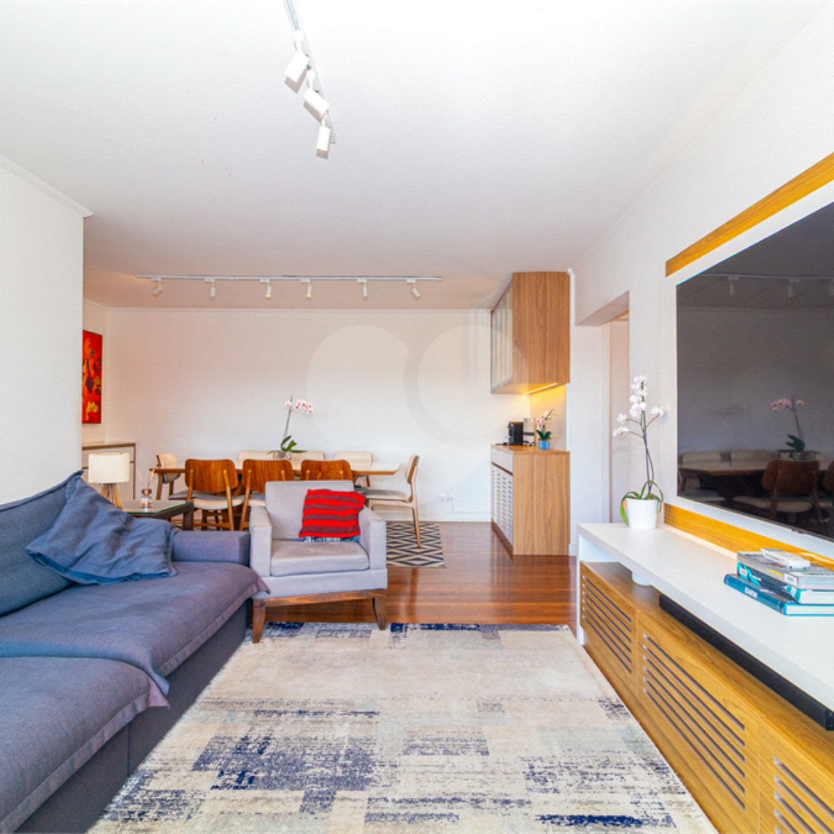 Apartamento à venda com 3 quartos, sendo 1 suíte,  em Alto da Boa Vista, São Paulo, SP
