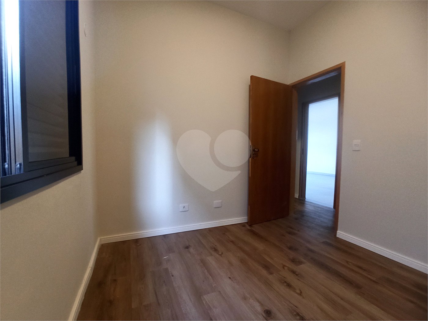 Casa à venda com 3 quartos, sendo 1 suíte, no condomínio Buona Vita, Atibaia - SP