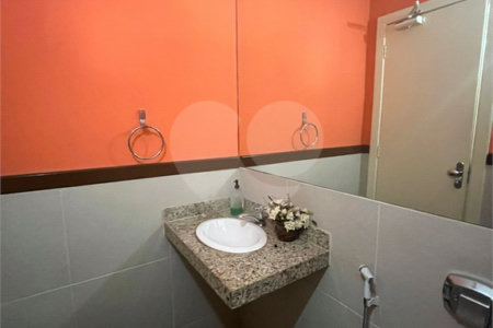 Casa à venda com 2 quartos, sendo 1 suíte, no condomínio Residencial Vale das Palmeiras, Rio de Janeiro - RJ