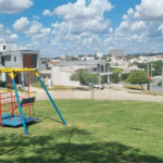 Casa à venda com 3 quartos, sendo 1 suíte, no condomínio Helena Maria, Sorocaba - SP