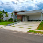 Casa à venda com 3 suítes no condomínio Village Saint Charbel, Araçoiaba da Serra - SP