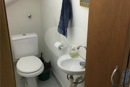 Casa à venda com 3 quartos em Parada XV de Novembro, São Paulo, SP